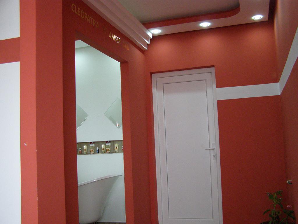 Hotel Wellness & Spa Angelo Gabriel Petrovac Luaran gambar
